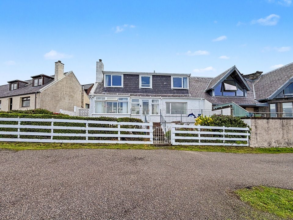 Property photo 3 of 75