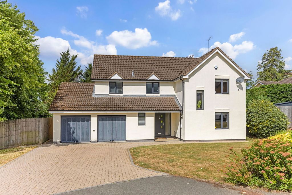 Property photo 1 of 23