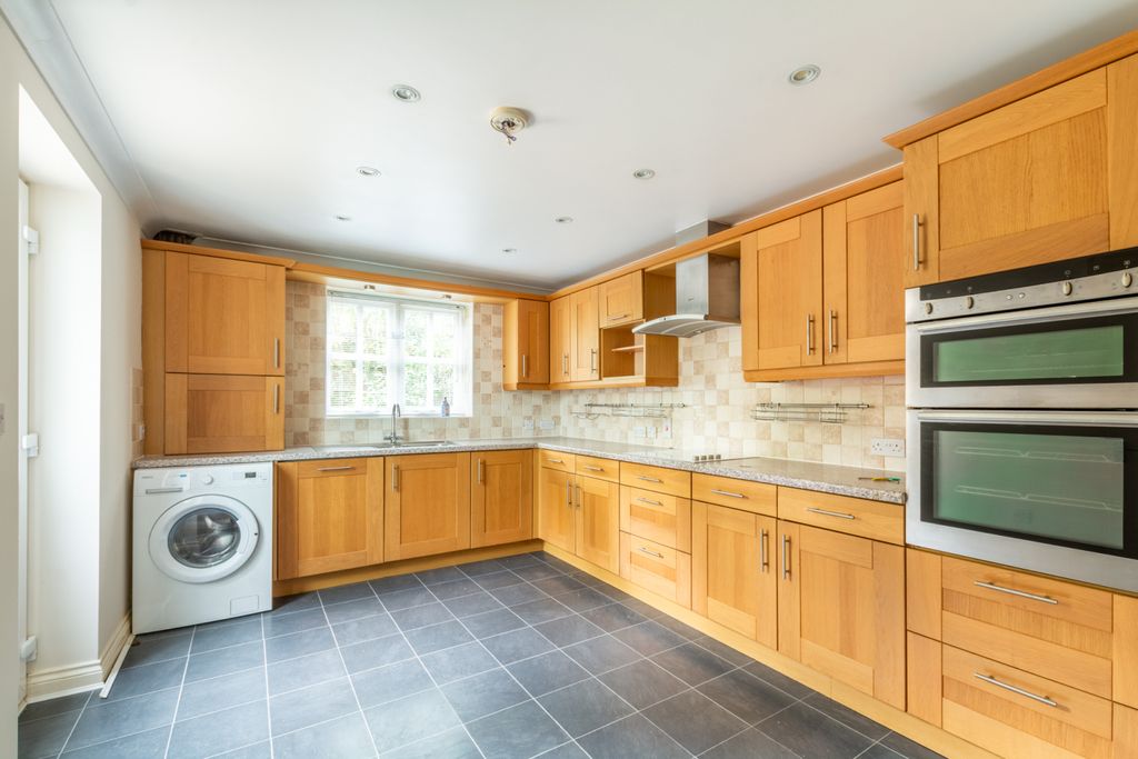 Property photo 2 of 13 Picture No. 44