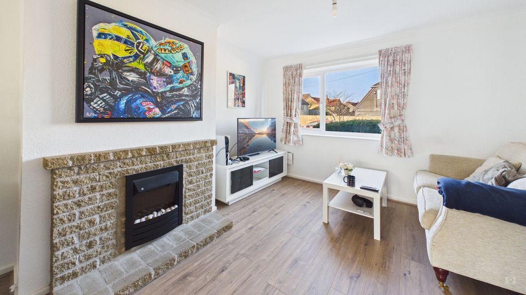 Property photo 2 of 10 Photo 4