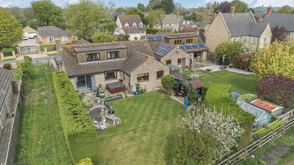 Property photo 1 of 23 Picture No. 16