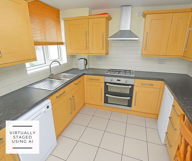 Property photo 3 of 16 Photo 25