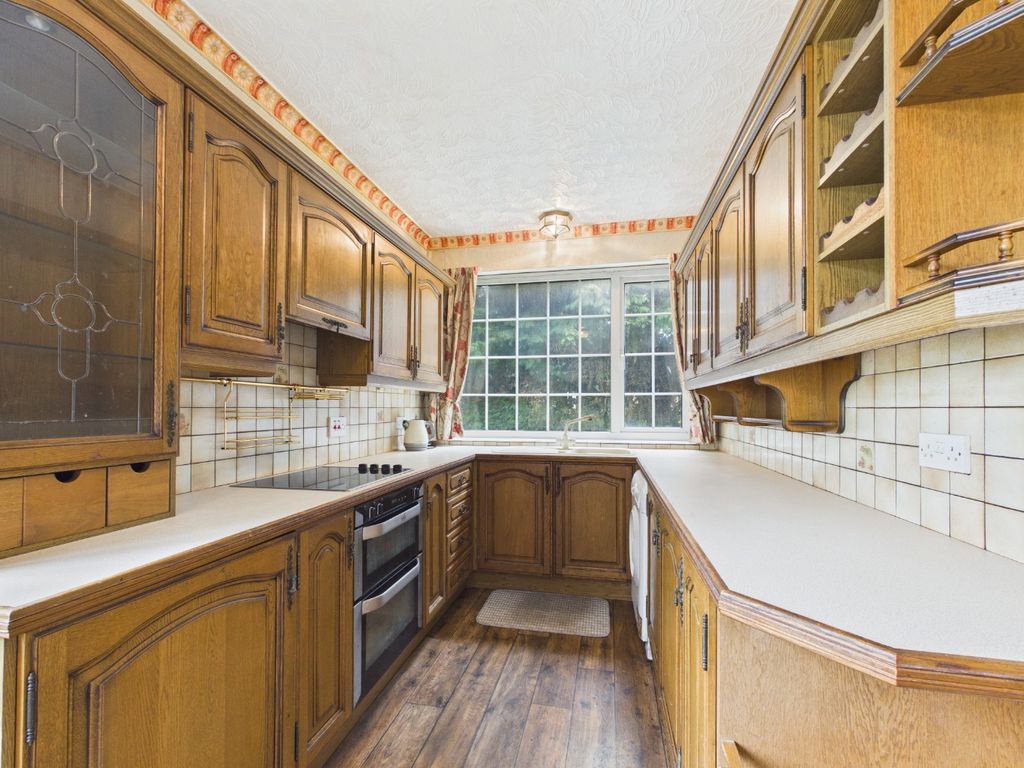 Property photo 3 of 24 4985407