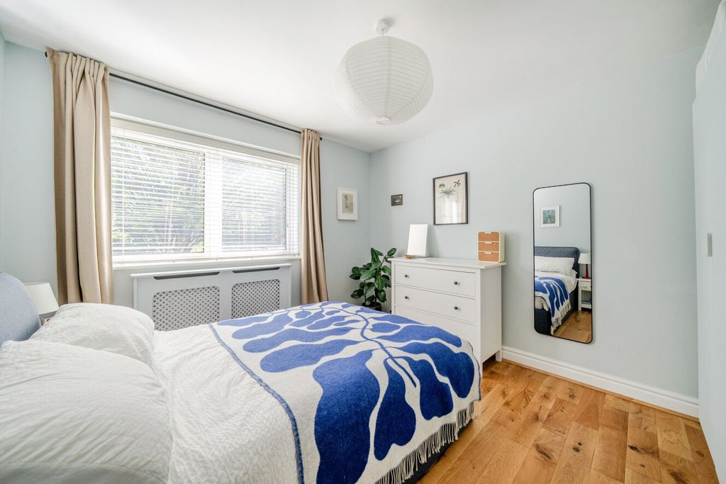 Property photo 2 of 15 Picture No. 13