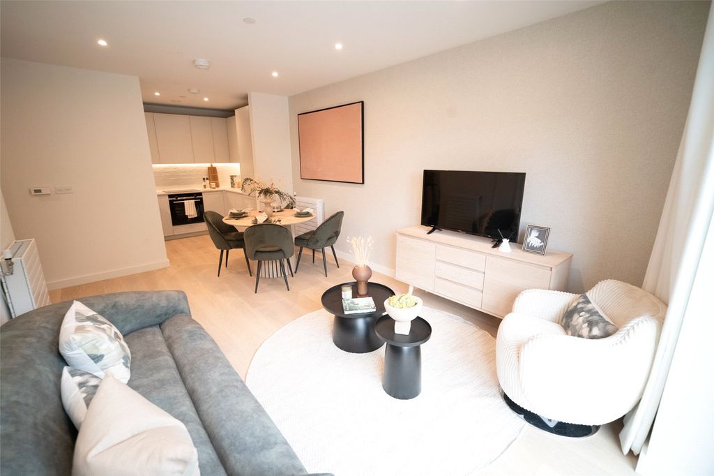 Property photo 2 of 19 Picture No. 17