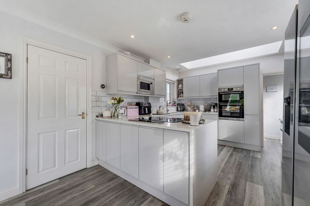 Additional image 12 of 5 bed detached house for saleBell Farm Court, Macclesfield SK10