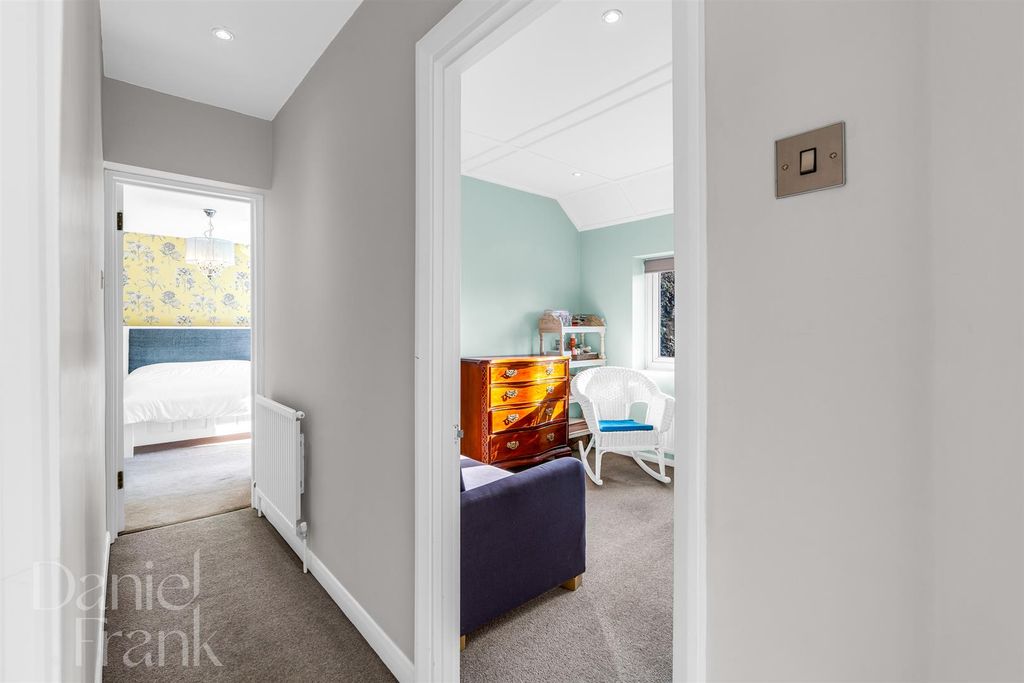 Additional image 37 of 5 bed detached house for saleTycehurst Hill, Loughton IG10