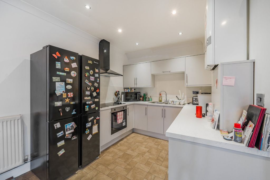 Property photo 2 of 10 Picture No. 04