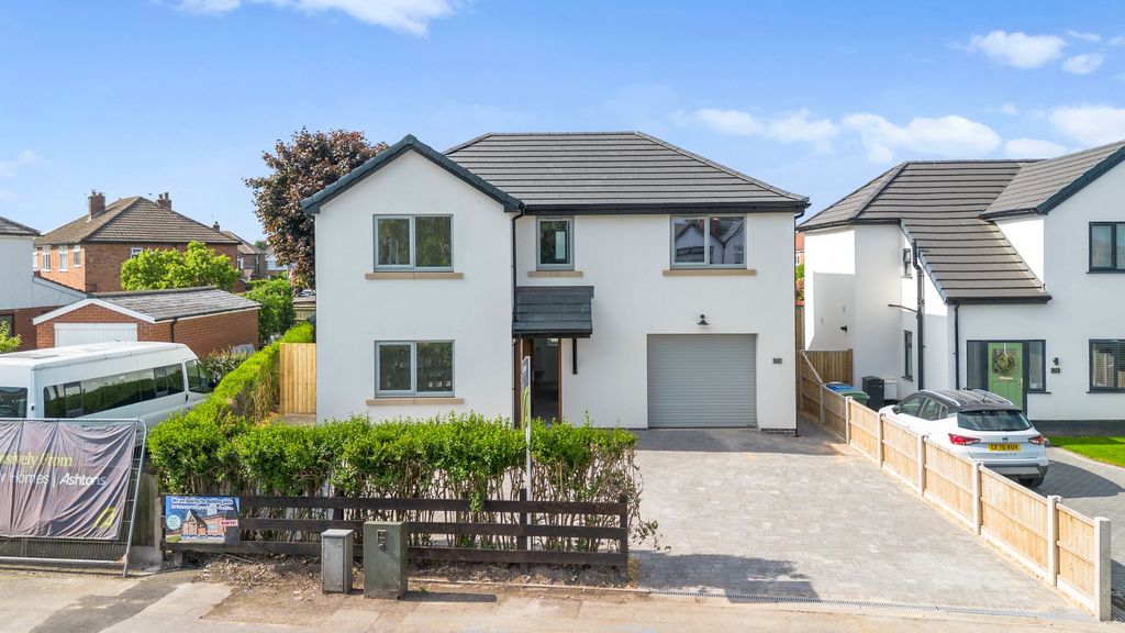 Property photo 1 of 30