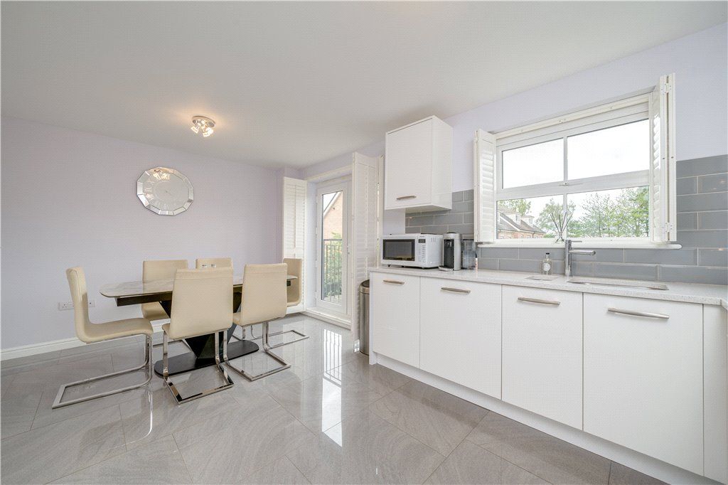 Property photo 3 of 26 Kitchen/Diner