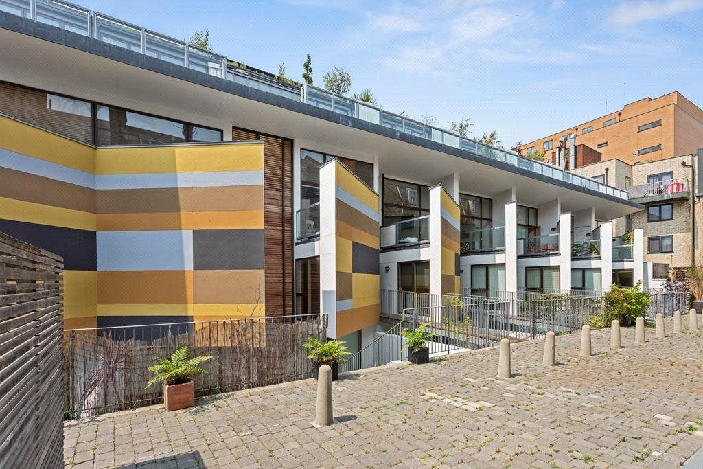 Property photo 1 of 12 Picture No. 11