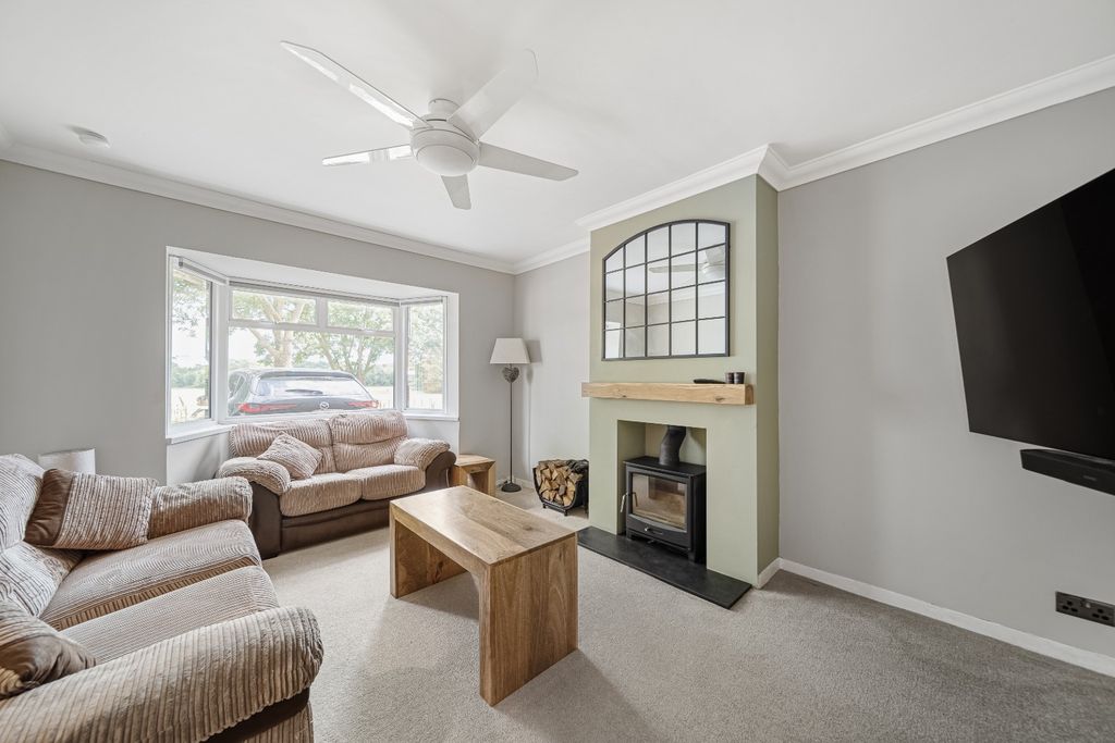 Property photo 2 of 26 5219904