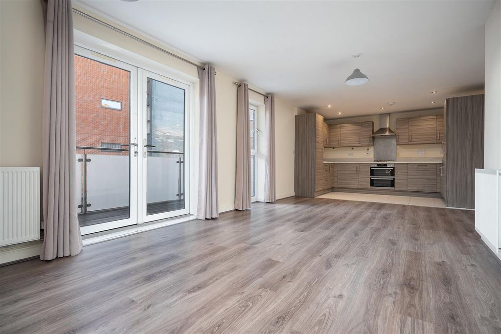 Property photo 2 of 16 Open Plan Living Area