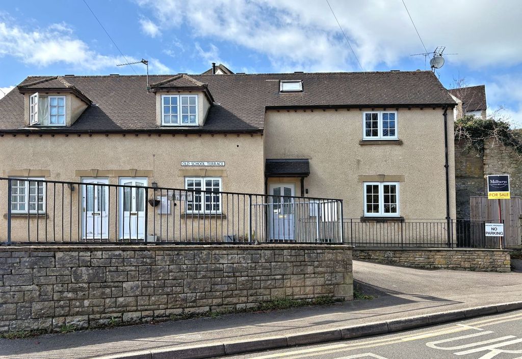 Property photo 2 of 15