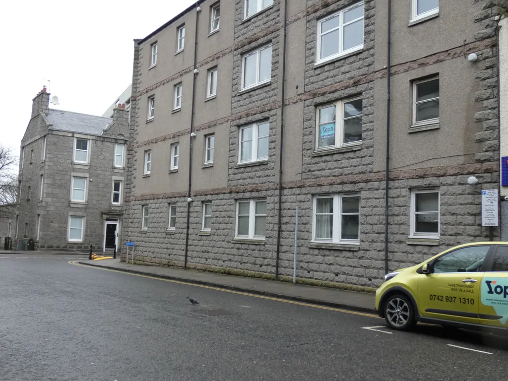 Apartment in Aberdeen, City Centre - View 3