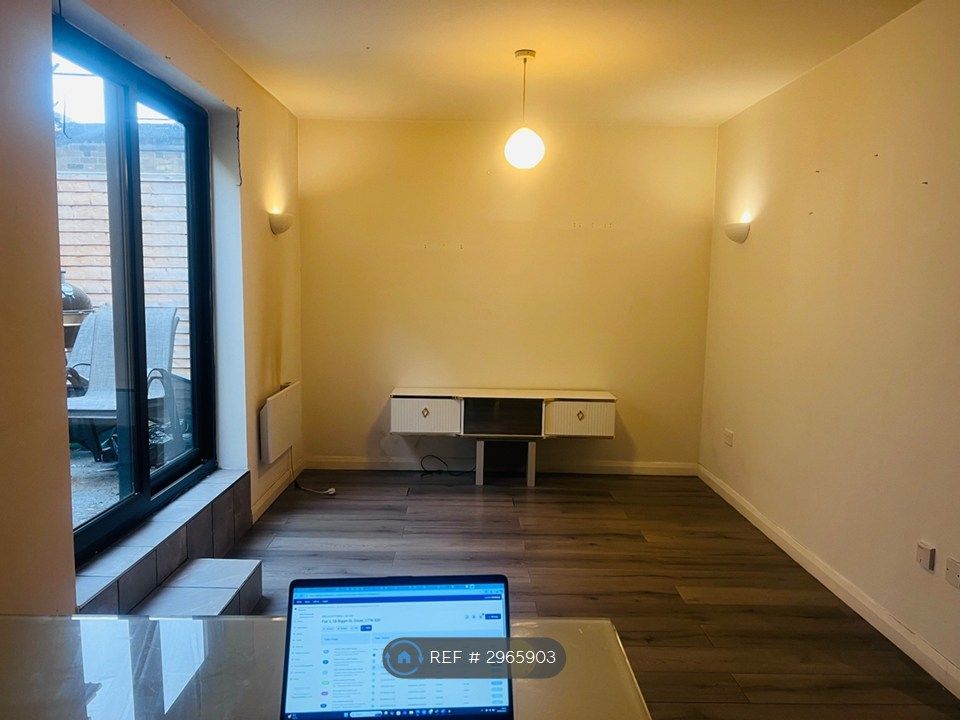 Property photo 1 of 8 Open Plan Living Room