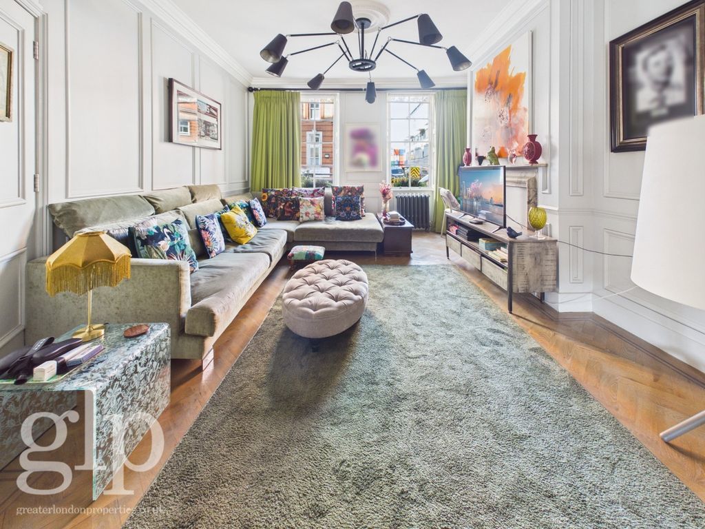 Property photo 2 of 40 4934414