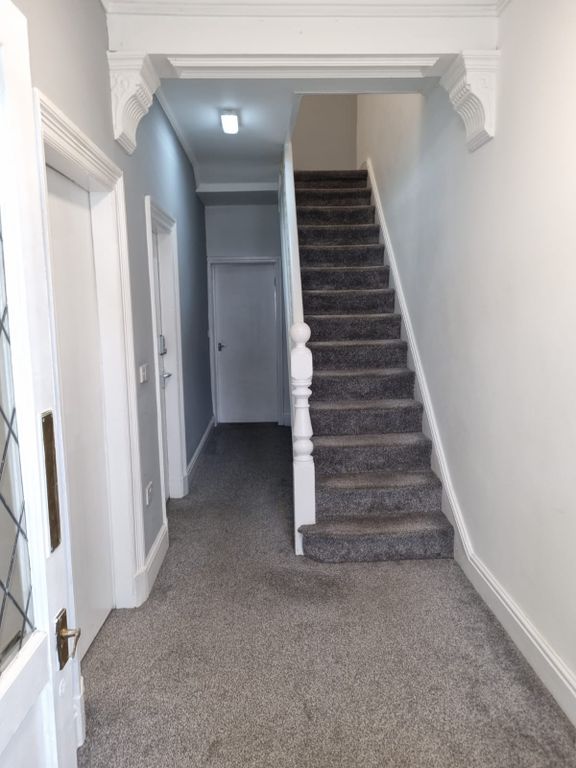 Property photo 2 of 12 Photo 1