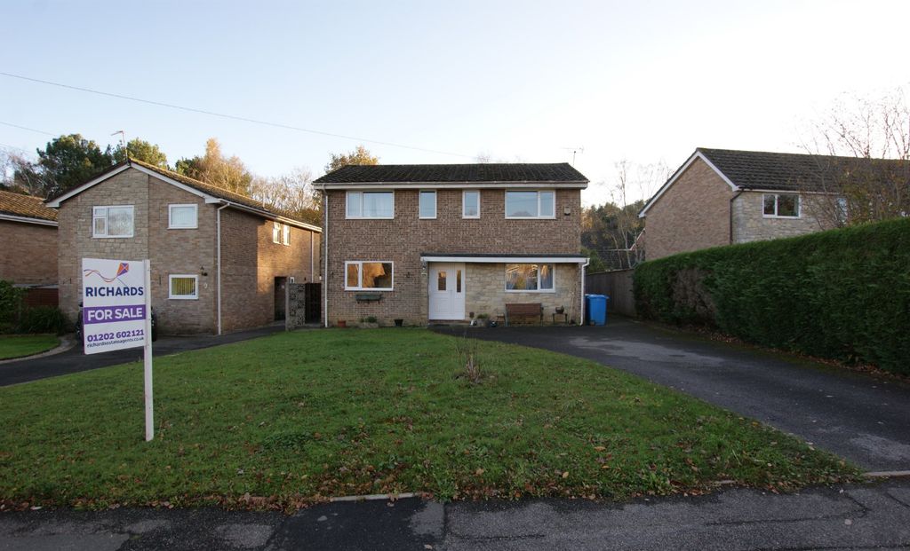 Property photo 1 of 10 Picture No. 13