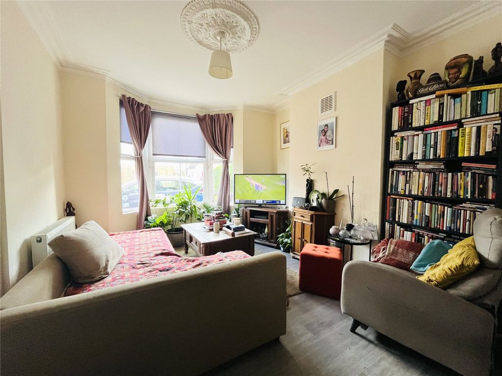 Property photo 3 of 11 Reception Room