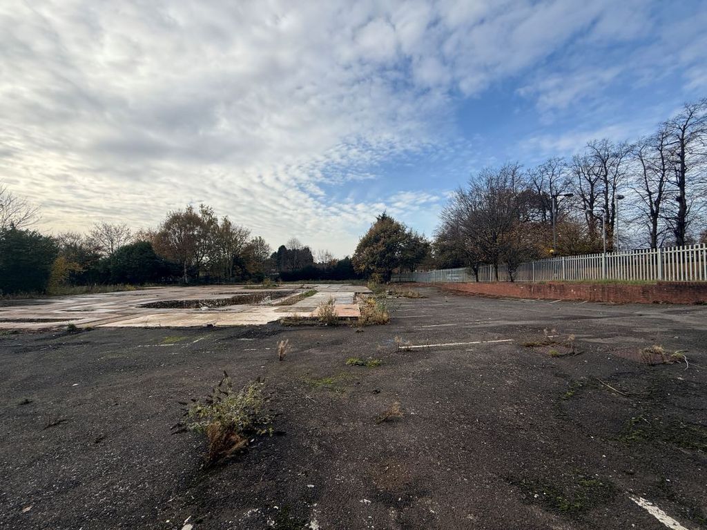 Property photo 3 of 8