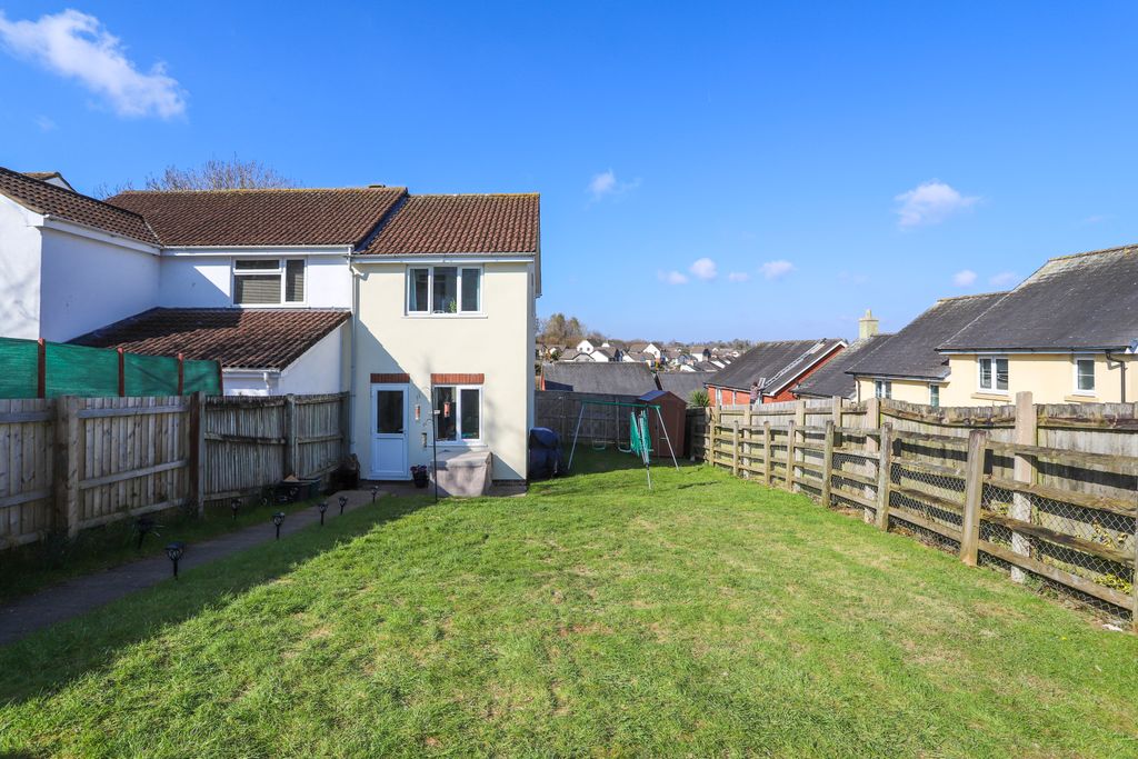 Property photo 2 of 14