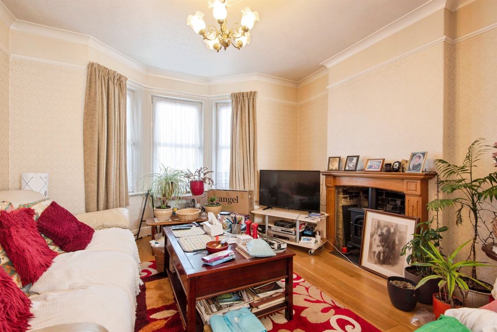 Property photo 2 of 17