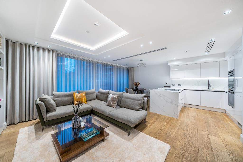 Property photo 1 of 17 Reception Room