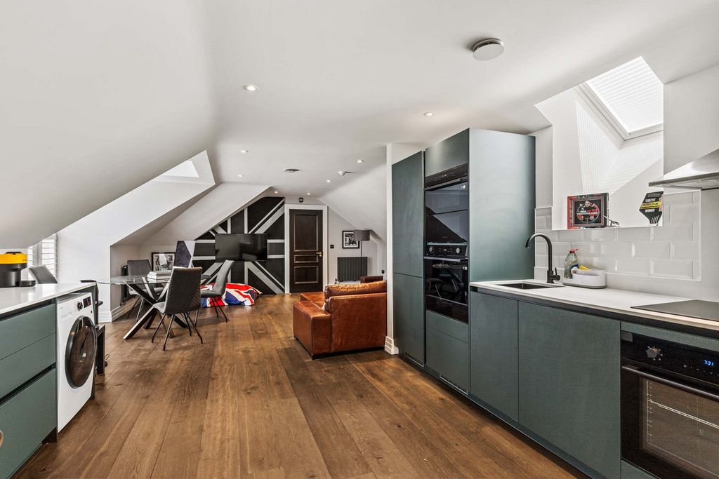 Additional image 37 of 8 bed detached house for saleAbbots Drive, Virginia Water GU25