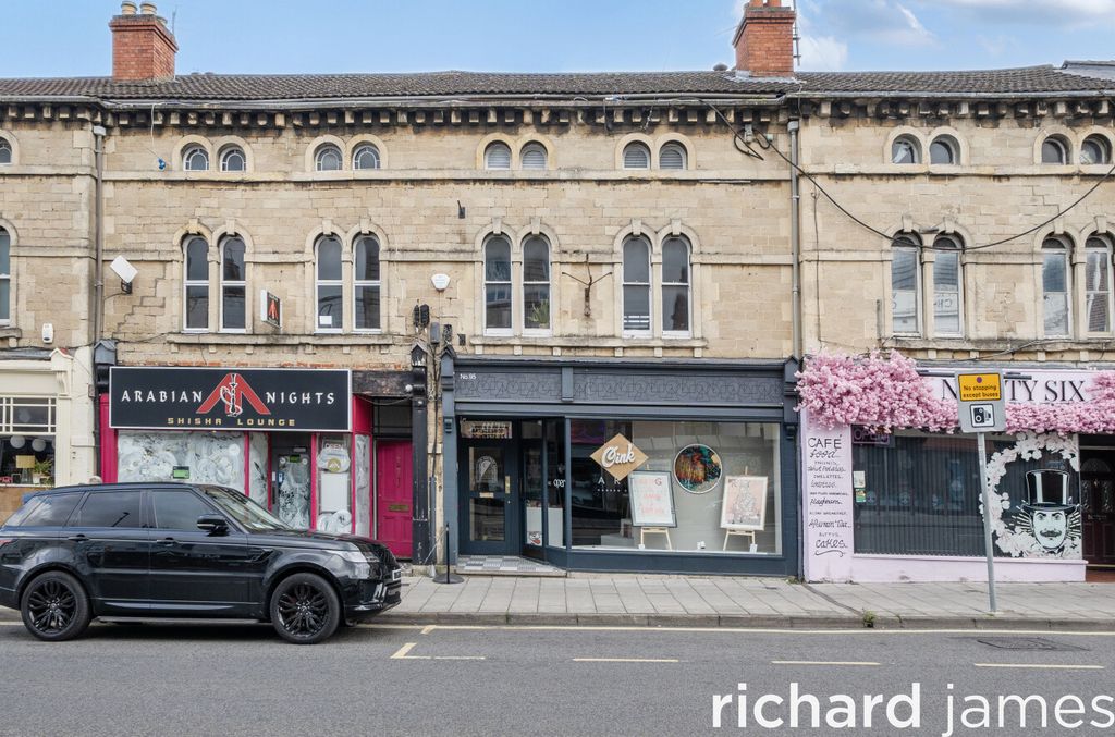 Property photo 1 of 13 9510ee0ce4044d75B53E97A648A8Ab52