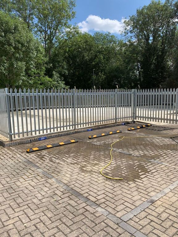 Property photo 3 of 5 Photo 3