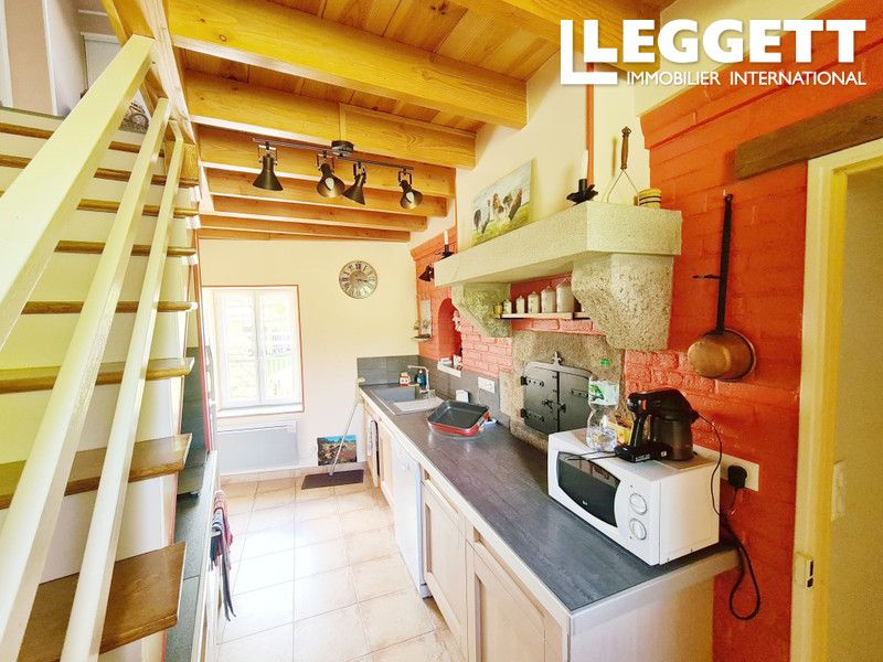 Property photo 2 of 10