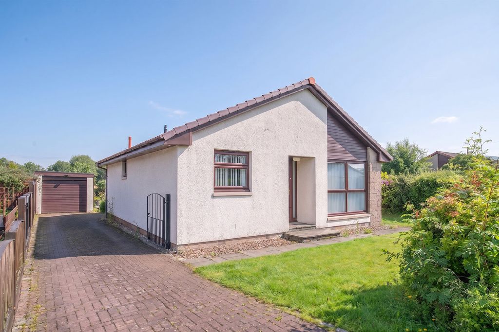 Property photo 1 of 20