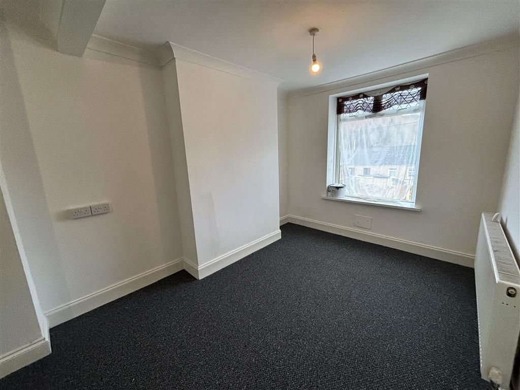 Property photo 3 of 7 Image