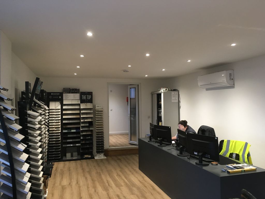 Property photo 1 of 3