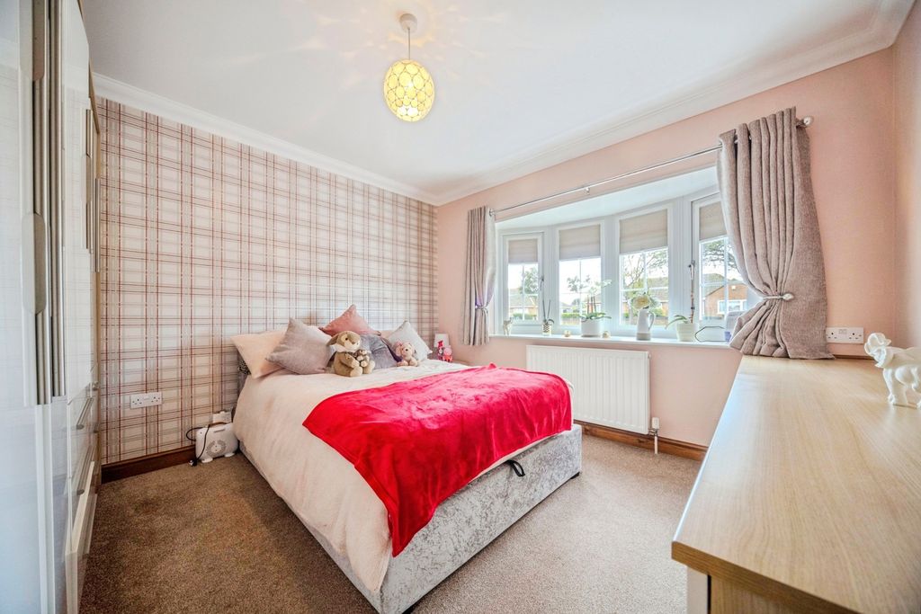 Property photo 3 of 21 Pbox-Img.Jpg