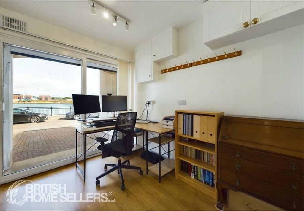 Property photo 3 of 33 Picture No. 47