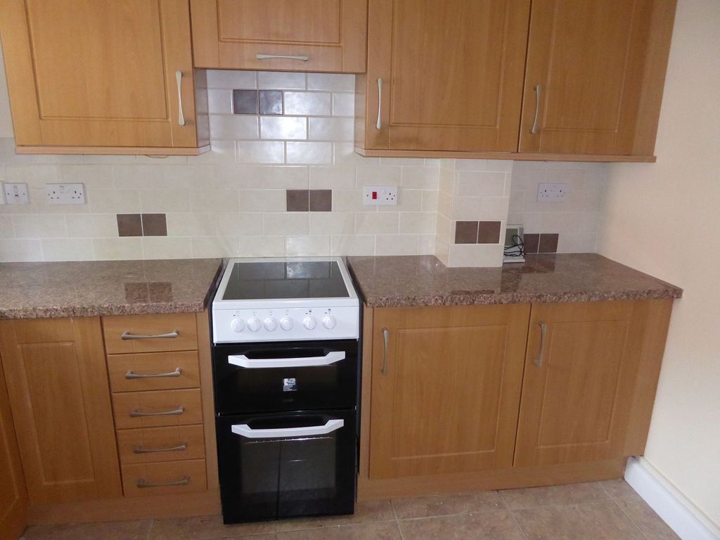 Property photo 2 of 13 Kitchen