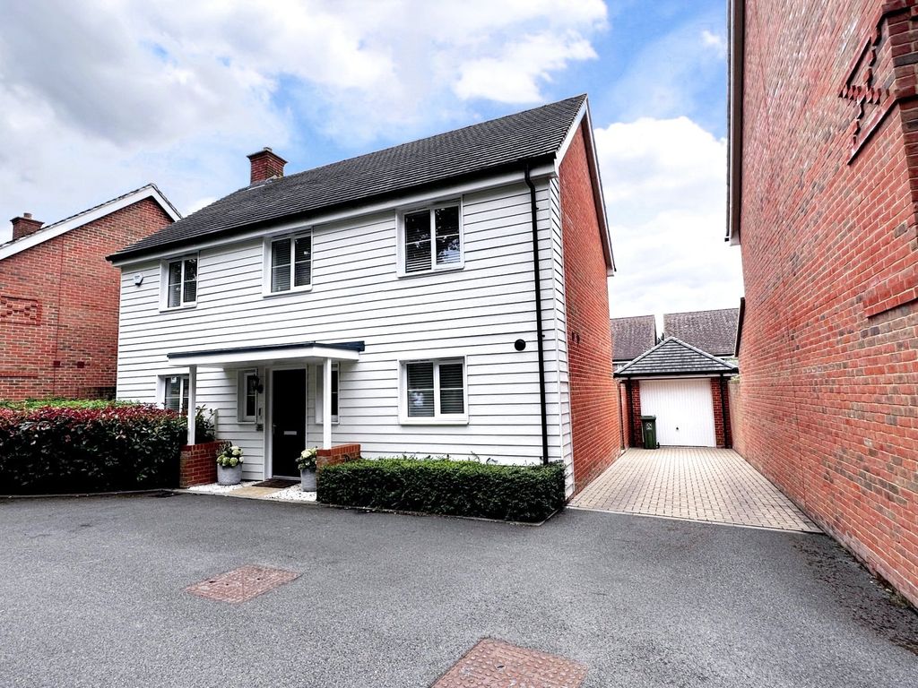 Property photo 1 of 18 Picture No. 01