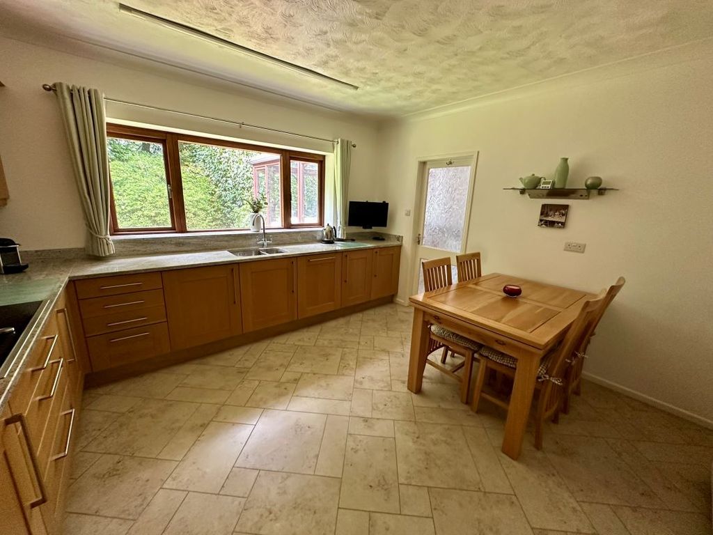 Property photo 3 of 10 Image 3
