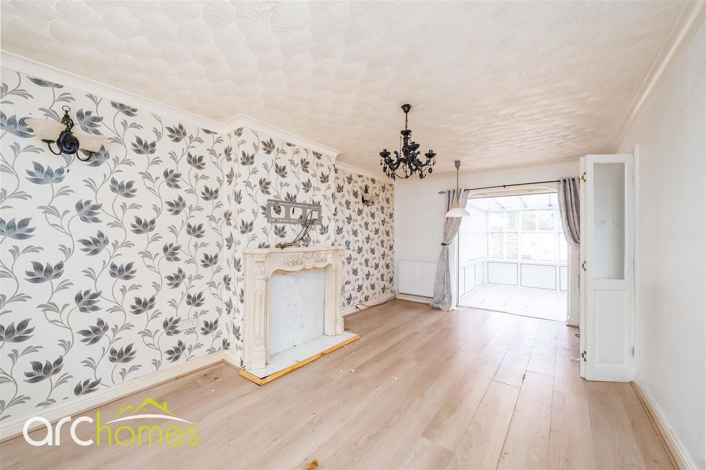 Property photo 2 of 17 Dsc03009-Edit.Jpg