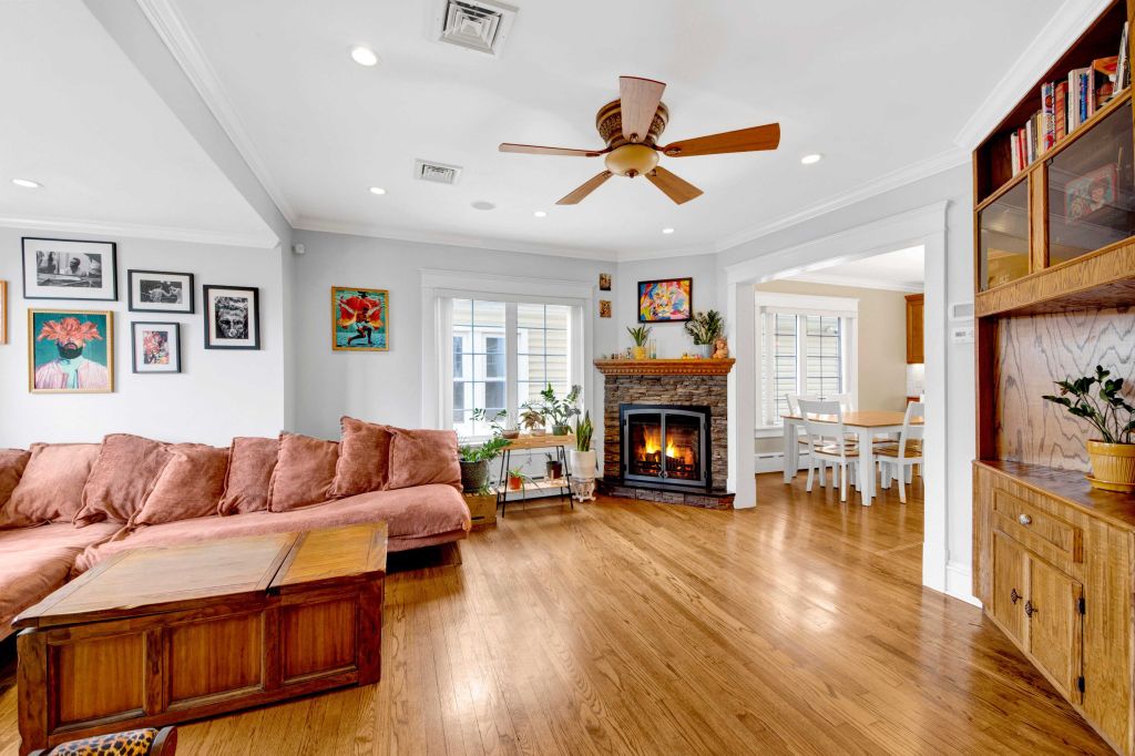 Property photo 3 of 31 <Alttext/>