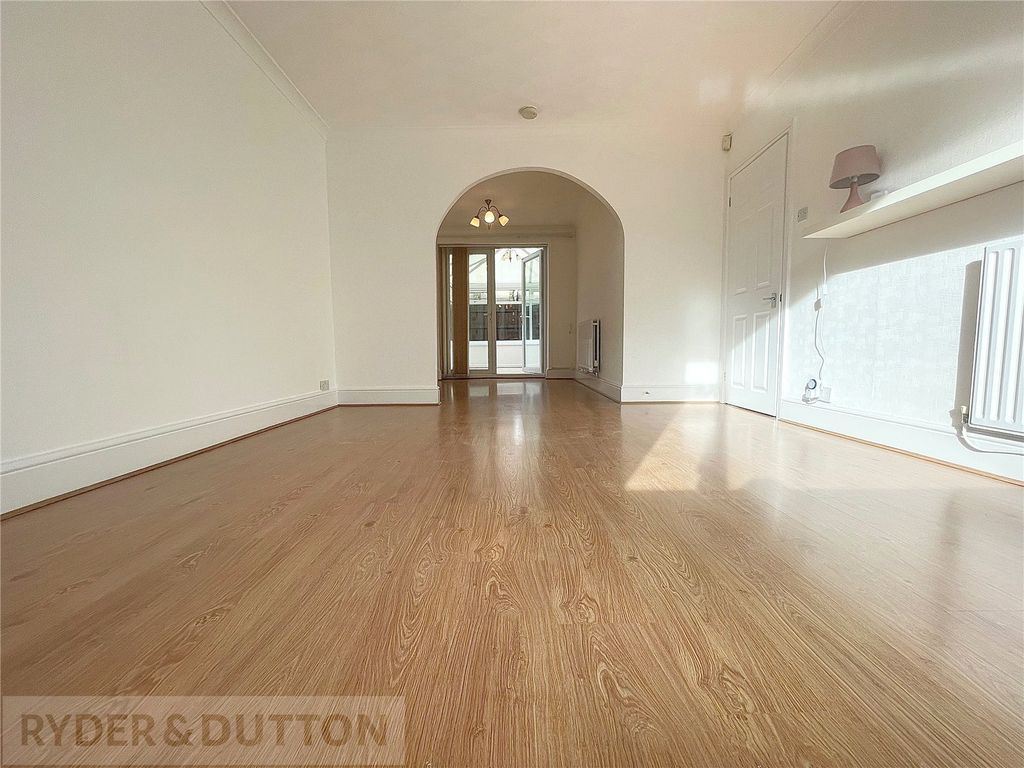 Property photo 3 of 22 Picture No. 12