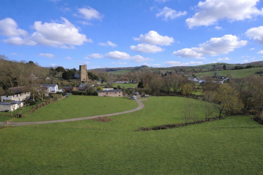 Property photo 2 of 16