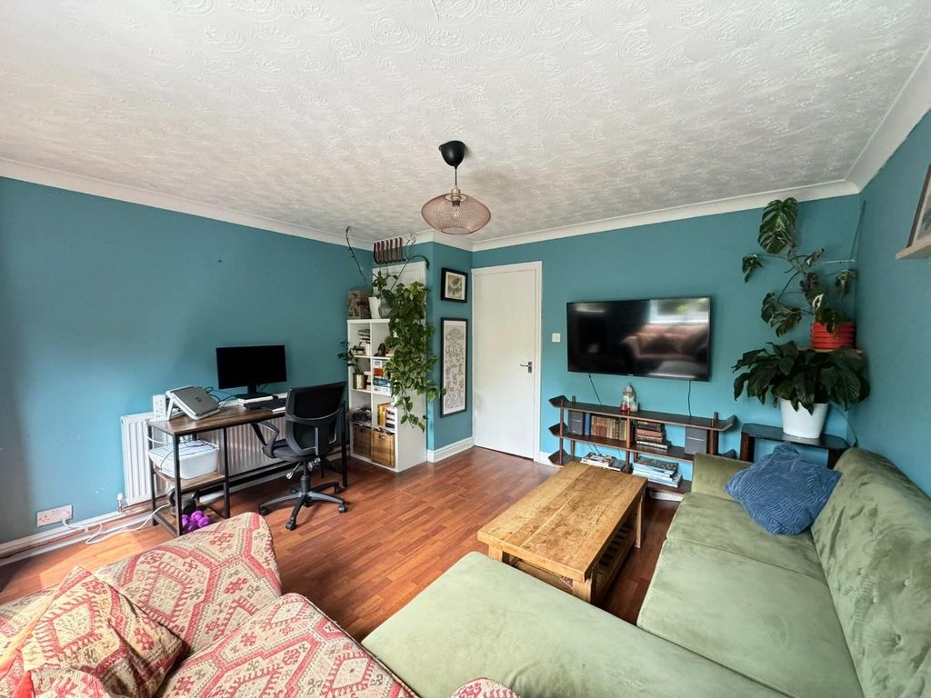 Property photo 3 of 20