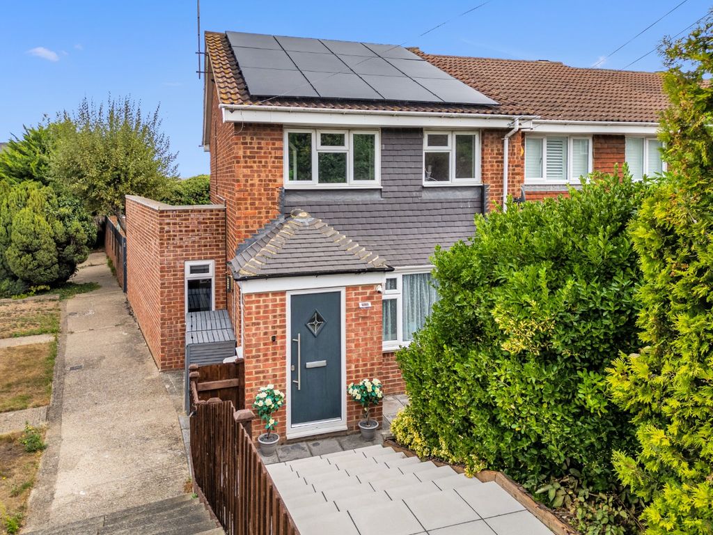 Property photo 1 of 25 5505070