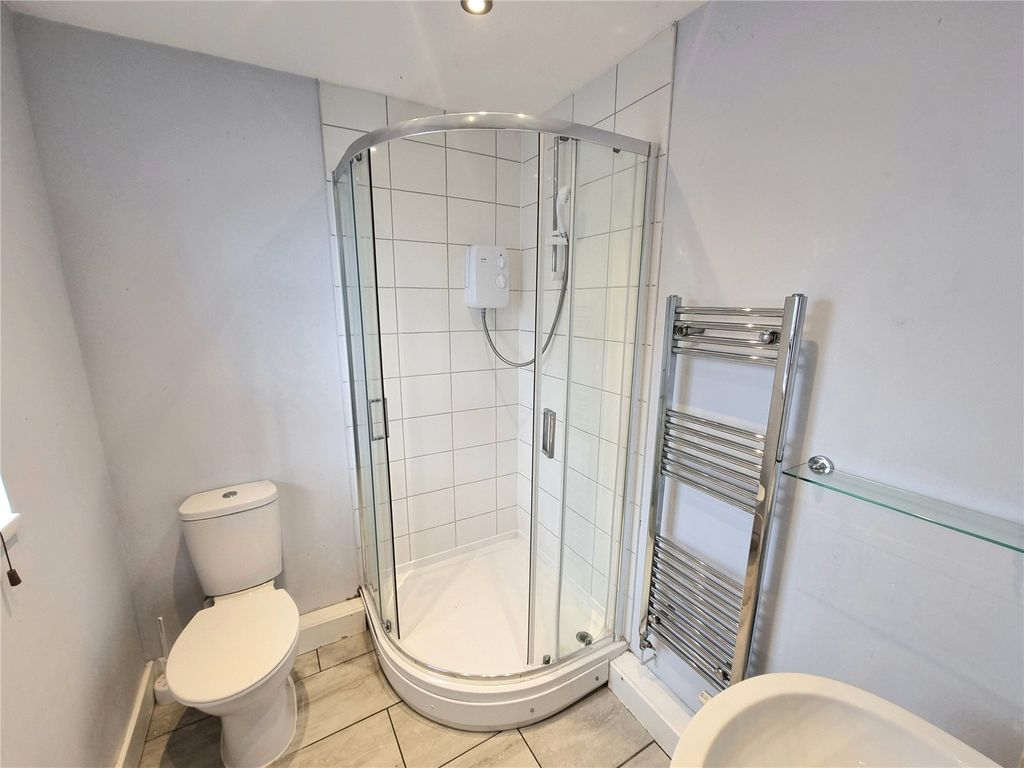 Property photo 3 of 6 Picture No. 04