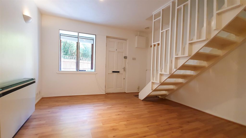 Property photo 3 of 7 20200601_161952-2.Jpg