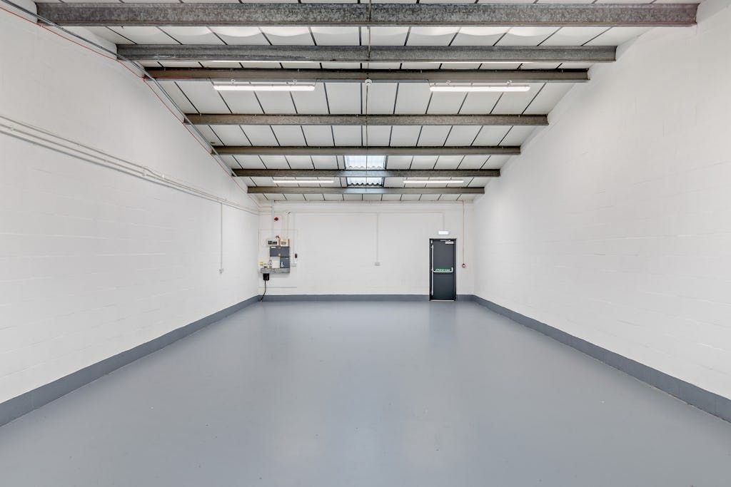 Property photo 2 of 8 Lake-Enterprise-Park_Unit-Unit-29_20241009-093804.Jpg