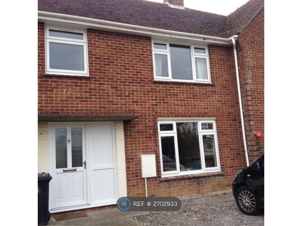 Property photo 2 of 26